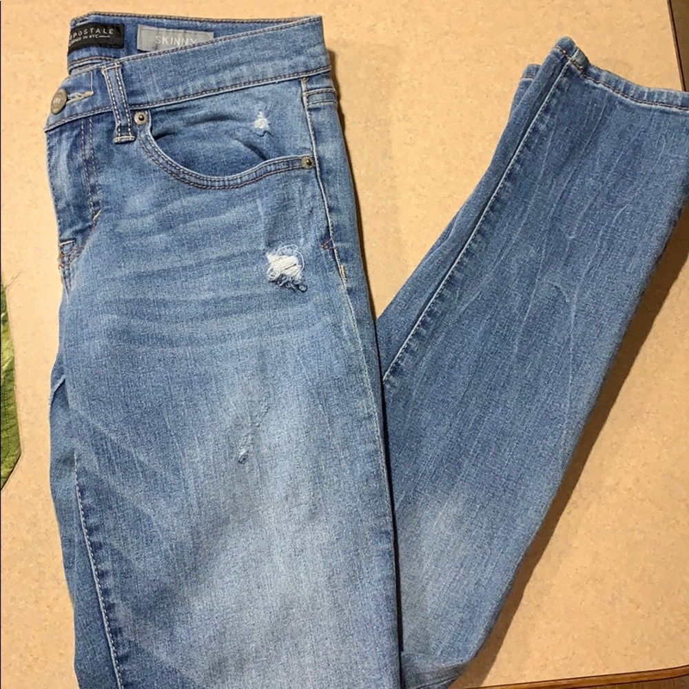 Aeropostale skinny jeans - size 4